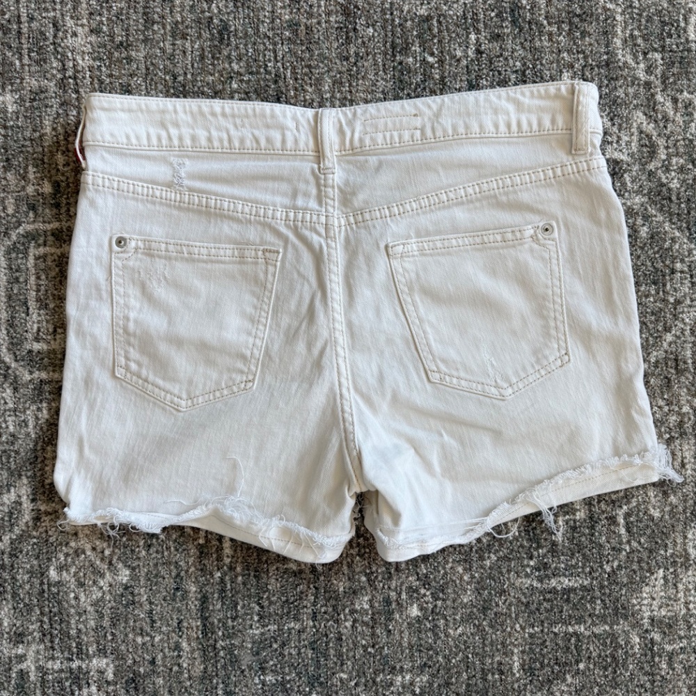 Pilcro Women’s Shorts - Picture 2 of 4